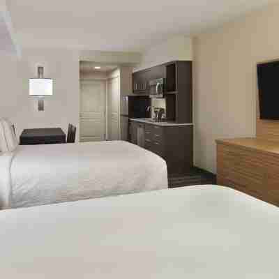 TownePlace Suites Oshawa Rooms