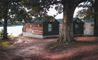 Willow Springs Marina Hotels in Durant