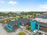 Garnet Inn & Suites, Morehead City Near Atlantic Beach Hotels in Pine Knoll Shores