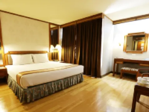 Hansa JB Hotel, Hatyai Hotel berhampiran Jiranakorn Stadium