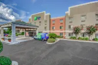 Holiday Inn Express & Suites Greenville Airport Hotels in Greer