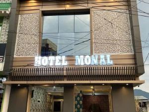 Hotel Monal