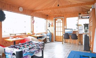 Taean (Anmyeondo) Taeyangeun Gadeuki Pets Friendly Pension