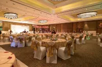 The Lalit Chandigarh - breakfast