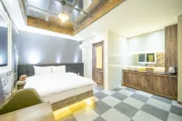 Daegu Bongdeok-Dong Ava (Ava) فنادق في دايجو