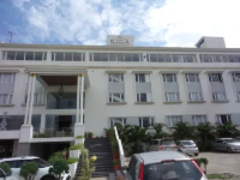 Hotel Raama