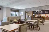 Hampton Inn by Hilton Midland - breakfast