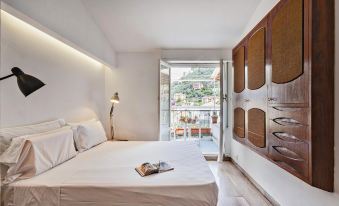 Stunning Sea View Apartment with Terrace in Camogli by Wonderful Italy