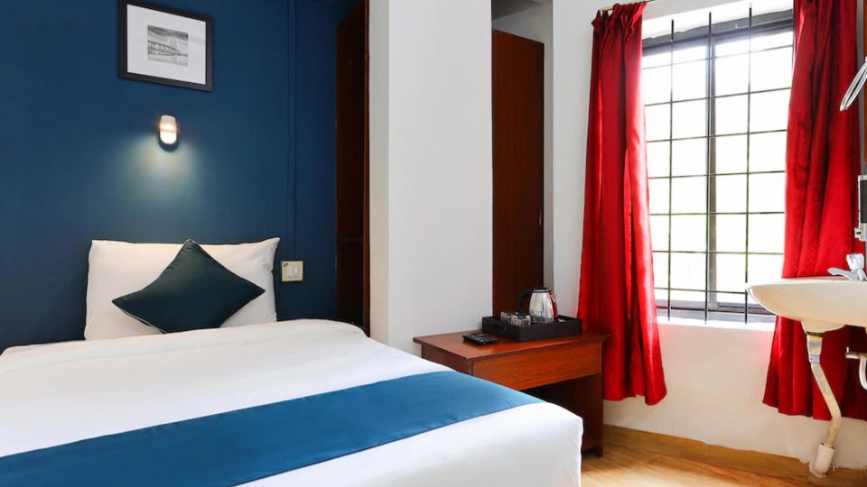 Hotel Munnar Central