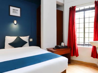 Hotel Munnar Central