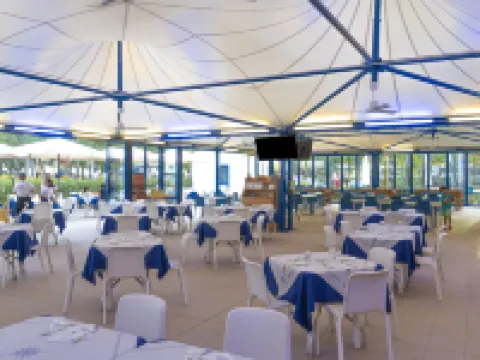 Camping Village Laguna Blu Hotels in Fertilia