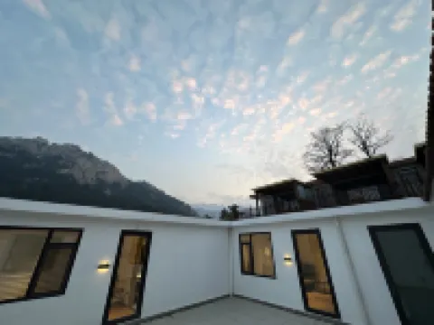 Laoshan 35 Homestay (Erlongshan Branch)