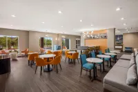 Hawthorn Extended Stay by Wyndham Sulphur (Lake Charles) - Parkering
