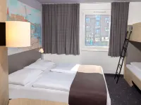 B&B HOTEL Kiel-City Hotels near Schwedenkai