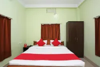 Goroomgo Somnath Rest House Puri