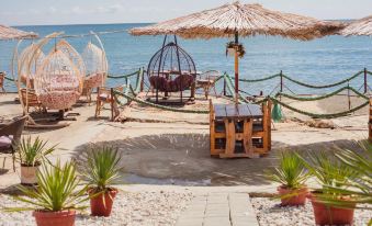 Ocean Lodge