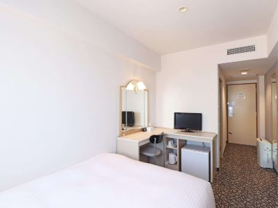 スタンダードダブル【喫煙】 チサン ホテル 横浜伊勢佐木町の写真