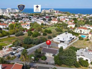 Flat w Garden 5 Min to Coast in Kyrenia