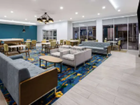 La Quinta Inn & Suites by Wyndham Locust Grove Hotels in Henry County