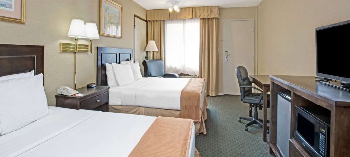 Howard Johnson by Wyndham Torrance Hotels in Torrance