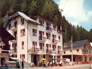 Hotel des Lacs