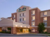 Fairfield Inn & Suites Dover Hotels near Walgreens Pharmacy