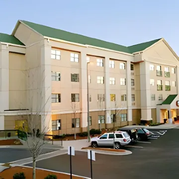 تاونبليس سويتس باي ماريوت أتلانتا بوك هد Hotels near محطة مارتا - ليندبرغ