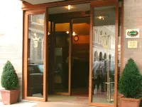 هوتل إيجيا فنادق في بادوا