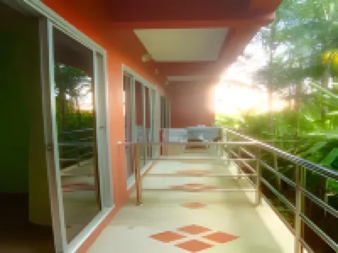 บ้านโต เกสท์เฮ้าส์