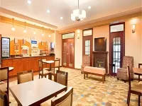 Pike Inn le Roy - Bloomington Southeast Area - servizio colazione
