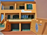 Supertubos Beach Hostel Hotels in 