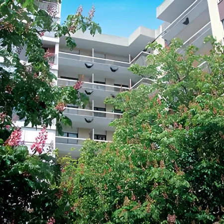 Appart'Hotel les Palatines