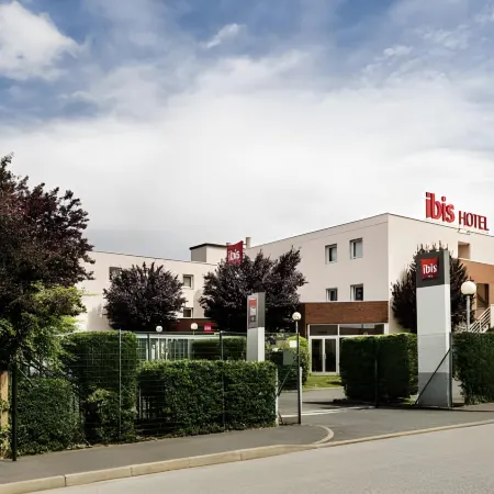 Ibis Massy