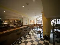 Hotel Cordón - พร้อมอาหารเช้า