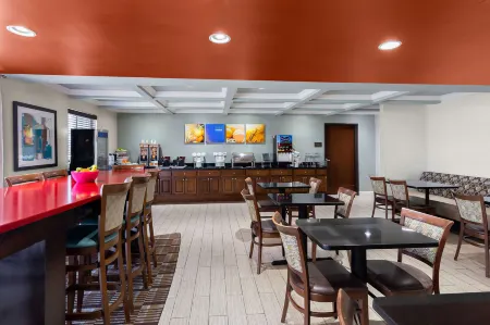 Comfort Inn & Suites Springfield I-55