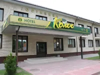 Kolos Hotel Temple of Assumption (Paromeniye) 주변 호텔