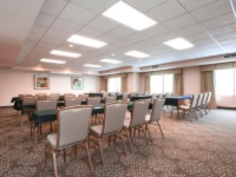 Holiday Inn Express & Suites OLATHE NORTH by IHG Hoteles en Olathe