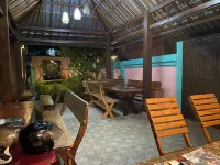 Semilir Inn Senggigi - Pensions
