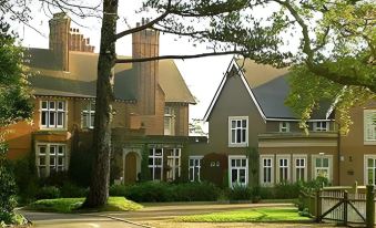 Pontlands Park Hotel