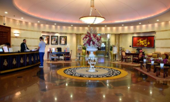 Tamani Marina Hotel & Apartments