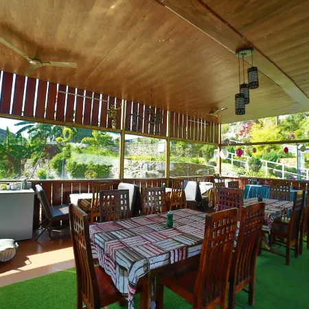 Toppers Corner-A Boutique Garden Resort