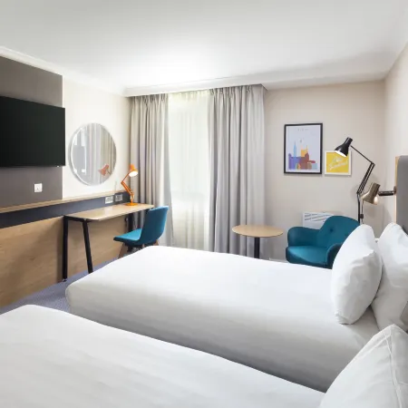 Holiday Inn LONDON - GATWICK AIRPORT by IHG