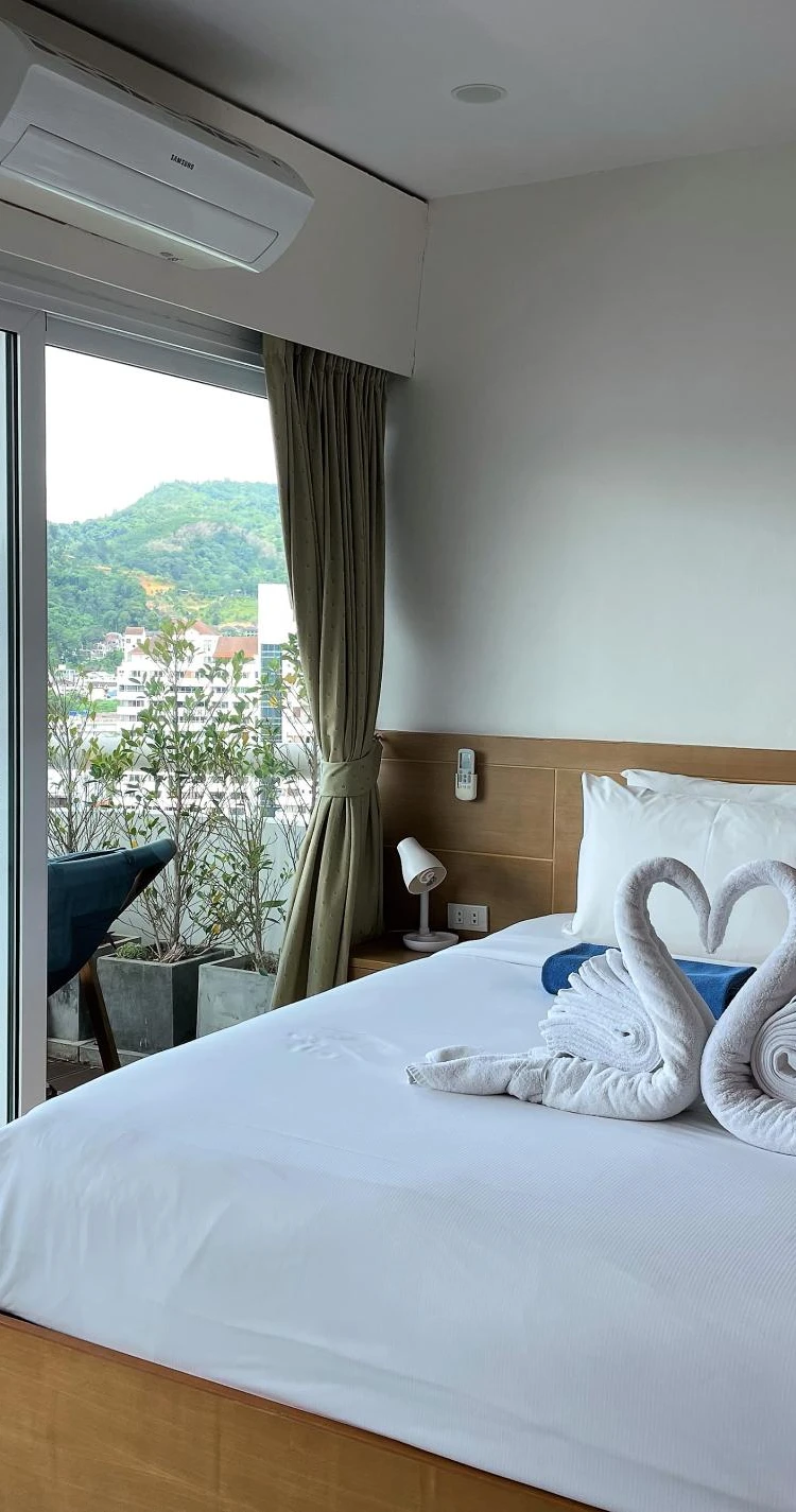 รูปภาพของPatong Tower - 150m to the beach, shops, bars 1502