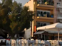 Hotel Asterias - 2-Star
