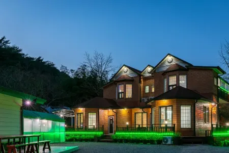 Damyang Solmaru Pension Отели в г. Тамян