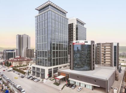 Ramada Encore by Wyndham Kuwait Downtown