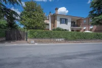 A Casa di Camillo, Nepi, a C Hotel in zona Istituto Suore Missionarie della Consolata