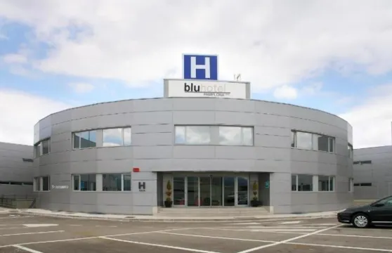 帕姆普洛納藍色酒店