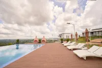 The Pine Mansion - Pools
