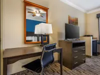 Best Western Dinosaur Valley Inn  Suites Hotels in Somervell County